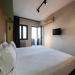Polek Hotel