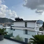 Villa Kazarman, Kalkan\'In Kalbinde Denize, Merkeze
