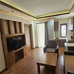Dinara Hotel