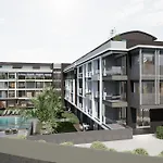 Prive Suite Side