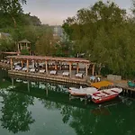Wineport Lodge Agva Riverside Hotel & Winery