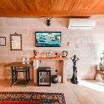 Zeus Cave Suites