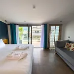 Nakas Hotel