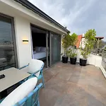 Nakas Hotel