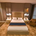 Royal Comfort Hotel