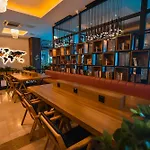 Royal Comfort Hotel