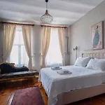 Ganbaru Tours - Private Triplex&Duplex