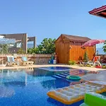 Villa Elma