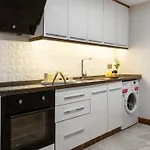 Lilium Hotel & Suites