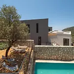 14 Premium Villas With Openair Restaurant&Tennis Court In Nature - Notos Club