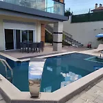 Comfort 4 Bedroom Villa Yalova See View