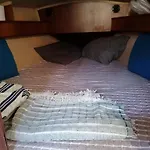 2-Cottage Yacht With 2 Showers