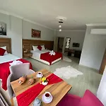 Vadidekal Suite Hotel