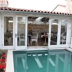 Eski Tas Hotel