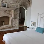 Eski Tas Hotel