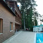 Forest Lodge