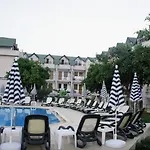 Ares Hotel