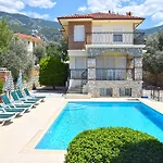 Orka Golden Trio Villa
