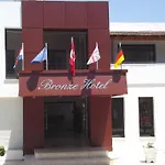 Bronze Hotel