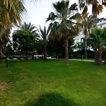Royal Garden Suite Hotel