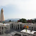 8 Pansiyon