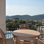 Ozalp Apart A4 - Ortak Havuzlu