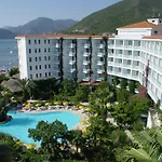 Tropical Hotel