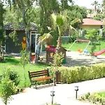 Senza Inova Beach Hotel