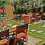 Levant Hotel & Apart