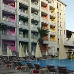 Vela Hotel All Inclusive