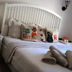 Pug Rooms