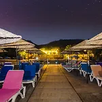 Assos Oleas Hotel