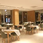 Yze Pirlanta Hotel