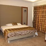 Yze Pirlanta Hotel