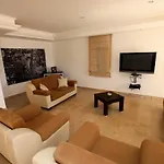 Palm Lane Residence