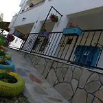 Kaymak Tepesi Tatil Evi