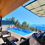Villa Gule