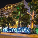 Side Town Hotel