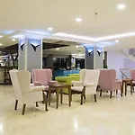 Side Town Hotel