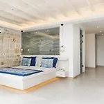 Nur Beach Hotel