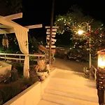 Fullmoon Rooms Cesme