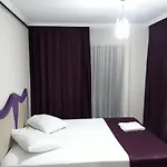 Oezmen Residence