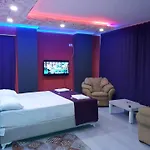 Oezmen Residence