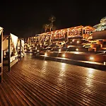 Ceshme Plus Hotel