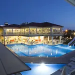 Sun Club Hotel Side