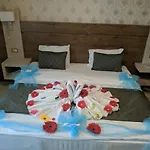 White Star Hotel