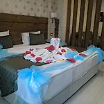 White Star Hotel