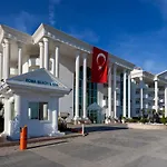 Roma Beach Resort & Spa (Adults Only)