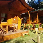 Green Pine Beach & Bungallows