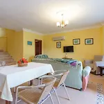 Villa Poppy